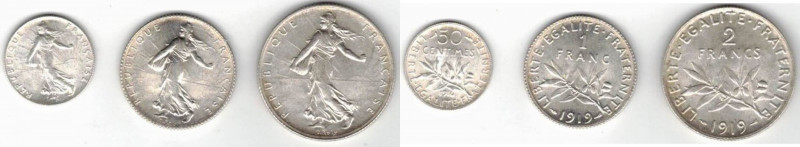 Monete Estere. Francia. Lotto di 3 Pezzi. 2, 1 Franchi, 50 Centimes 1919. Ag. Me...