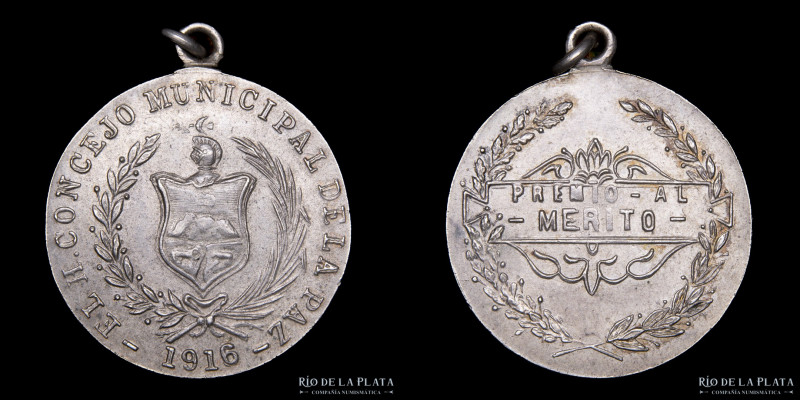 Bolivia. 1916. Premio al Merito. Concejo Municipal de La Paz. Plata; 26mm; 6.9g....