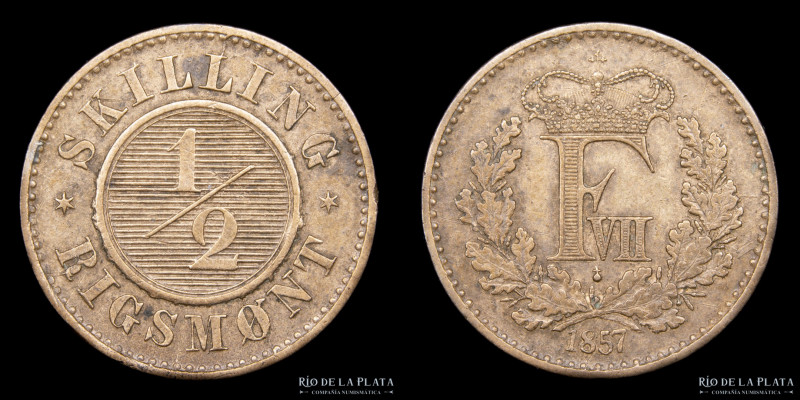 Dinamarca. Frederick VII (1848-1863) 1/2 Skilling Rigsmont 1857. AE; 15.6mm; 1.8...