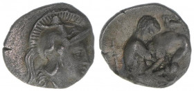 Tarent
Griechen. Diobol, 281-272 BC. Kopf der Athene - Herakles mit einem Löwen ringend
0,92g
vz-
