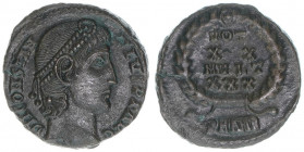 Constantius 337-361
Römisches Reich - Kaiserzeit. Bronzemünze AE 4. VOT XX MVLT XXX
1,76g
Kampmann 147.108
vz