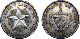 Cuba First Republic 1 Peso 1933 Philadelphia mint Silver 26.71g KM# 15.2