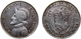 Panama Republic 1/2 Balboa 1962 Philadelphia mint Silver 12.51g KM#12.2