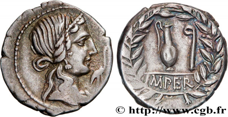 CAECILIA
Type : Denier 
Date : 81 AC. 
Mint name / Town : Italie du Nord 
Metal ...