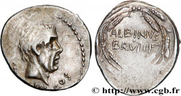 POSTUMIA
Type : Denier 
Date : 48 AC. 
Mint name / Town : Rome 
Metal : silver 
Millesimal fineness : 950  ‰
Diameter : 19,5  mm
Orientation dies : 7 ...