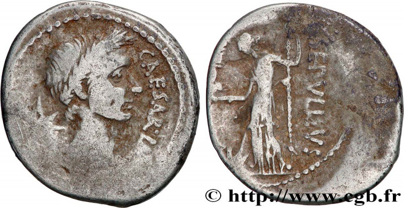 JULIUS CAESAR
Type : Denier  
Date : janvier - février 
Mint name / Town : Rome ...