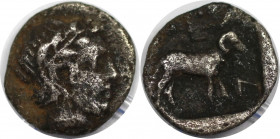 Griechische Münzen, TROAS, Neandria. Obol ca. 450-400 v. Chr. Silber. 0,49 g. 9 mm. Vs.: Kopf des Apollo r. Rs.: NEA - N, Widder stehend r. im quadrat...