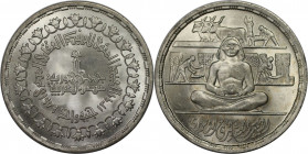 Weltmünzen und Medaillen, Ägypten / Egypt. 100 Jahre Bank of Land Reform. 1 Pound 1979. 15,0 g. 0.720 Silber. 0.35 OZ. KM 491. Stempelglanz