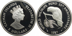 Weltmünzen und Medaillen, Cayman Islands. 25. Jahrestag WWF - Zwergpapagei. 5 Dollars 1987. 28,28 g. 0.925 Silber. 0.84 OZ. KM 95. Polierte Platte