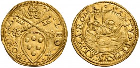 Leone X (Giovanni de’Medici), 1513-1521. Fiorino di camera, AV 3,37 g. LEO X – PONT MAX Stemma sormontato da triregno e chiavi decussate con cordoni. ...