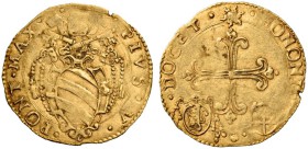 Pio V (Antonio Ghislieri), 1566-1572. Bologna. Scudo del sole (1570-1572), AV 3,31 g. PIVS V – PONT MAX Stemma sormontato da triregno e chiavi decussa...