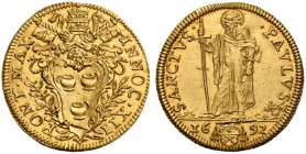 Innocenzo XII (Antonio Pignatelli), 1691-1700. Doppia 1692 AV 6,70 g. INNOC XII – PONT MAX Stemma sormontato da triregno e chiavi decussate con cordon...