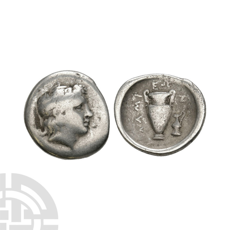 Thessaly - Lamia - Dionysos AR Hemidrachm 400-350 B.C. Obv: head of young Dionys...