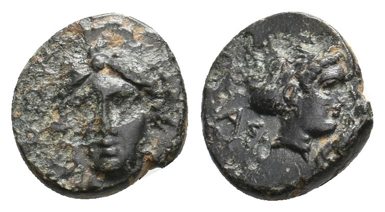 CARIA. Iasos. (4th-3rd centuries BC). Ae. 1.03 g. 10.50 mm.