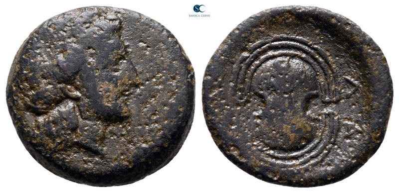 Islands off Attica. Salamis circa 339-318 BC. 
Bronze Æ

17 mm, 2,69 g


...