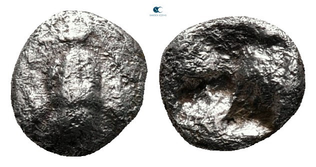 Ionia. Ephesos circa 550-500 BC. 
Hemiobol AR

7 mm, 0,34 g



nearly ver...