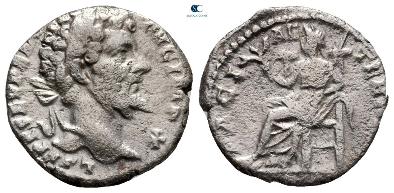 Septimius Severus AD 193-211. Rome
Denarius AR

17 mm, 2,58 g



very fin...