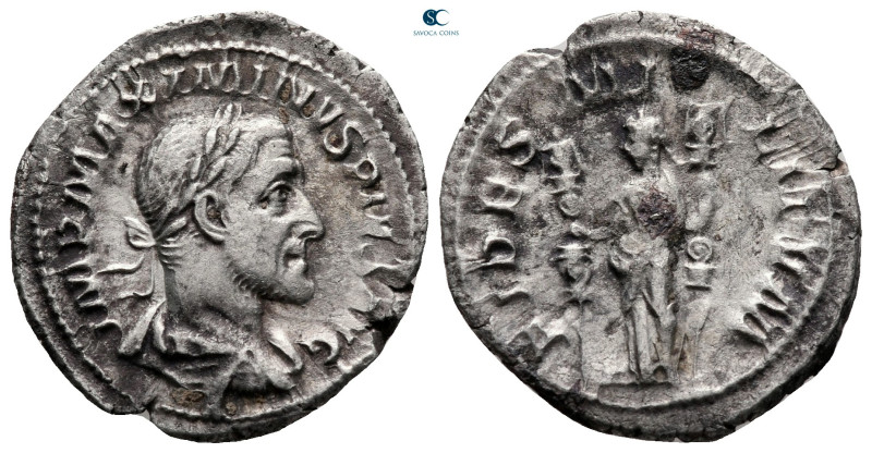 Maximinus I Thrax AD 235-238. Rome
Denarius AR

21 mm, 2,32 g



very fin...