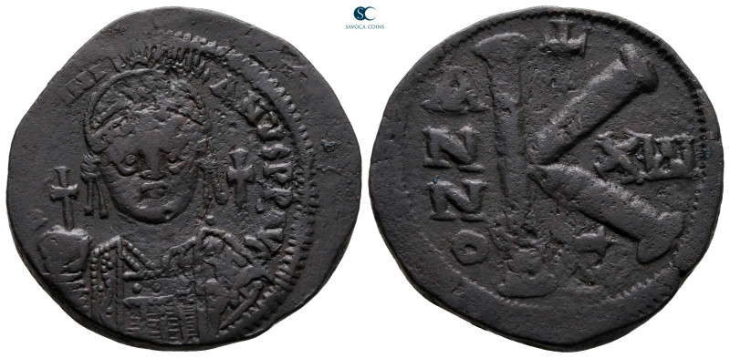 Justinian I AD 527-565. Cyzicus
Half Follis or 20 Nummi Æ

30 mm, 12,45 g

...