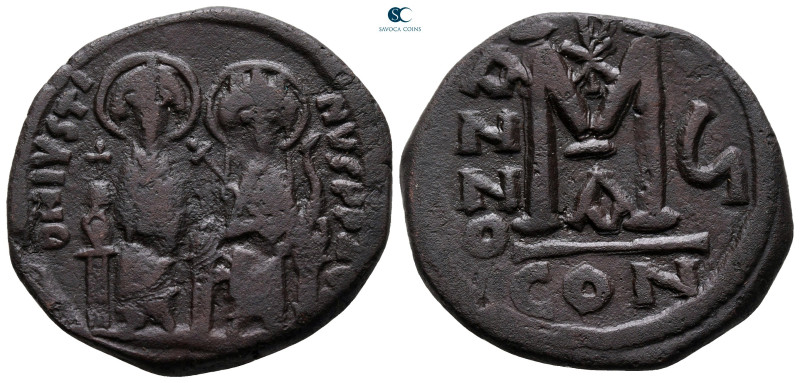 Justin II and Sophia AD 565-578. Constantinople
Follis or 40 Nummi Æ

31 mm, ...