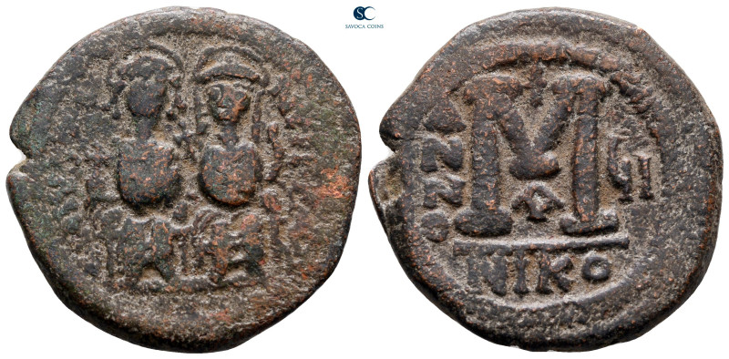 Justin II and Sophia AD 565-578. Nikomedia
Follis or 40 Nummi Æ

30 mm, 13 g...