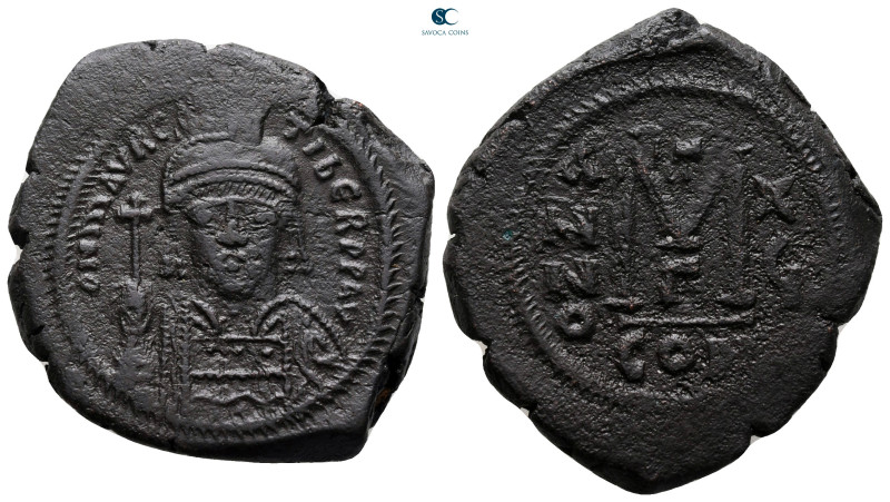 Maurice Tiberius AD 582-602. Constantinople
Follis or 40 Nummi Æ

31 mm, 14,3...