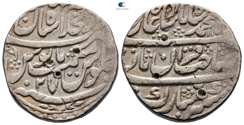 India. Mughal Empire. Muhammad Shah AD 1131-1161.
Rupee AR 

25 mm, 11,24 g
...