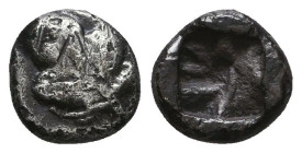 Rhodos, Kamiros AR Obol. Circa 500-460 BC. Aiginetic standard. Fig leaf / Rough incuse square. SNG Keckman 323-4; cf. BMC p. 224, 10; HCG 6, 



Condi...