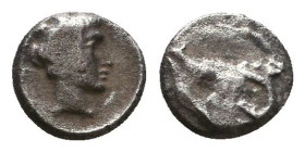 Greek Obol, Ca. 350-300 BC. AR.



Condition: Very Fine



 Weight: 0.37 gr Diameter: 6.1 mm