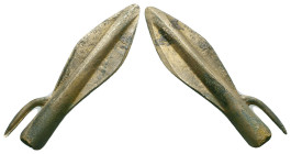 Very Sharp Ancient Arrow Head,
Reference:

Condition: Very Fine

Weight: 6.5 gr Diameter: 17.3 mm