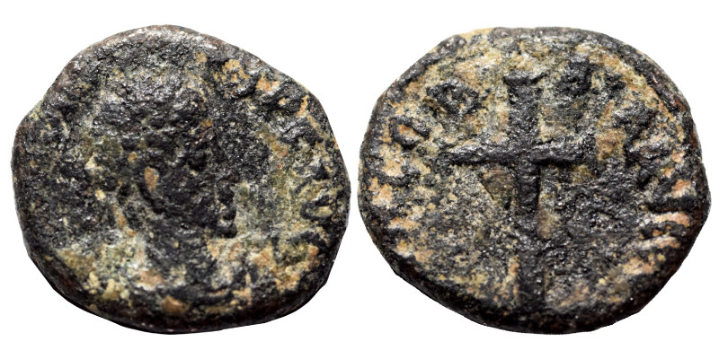 Arcadius, 383-408. Nummus (bronze, 0.58 g, 10 mm), uncertain mint. [D N ARCADIVS...