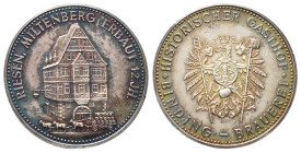 Miltenberg, Stadt, Silbermedaille o.J. auf den historischen Gasthof und die Binding Brauerei. Gestempelt: 1000. 32 mm; 14,86 g. Herrliche Patina, kl. ...