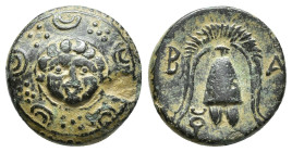 Macedonian Kingdom. Alexander III the Great. 336-323 B.C. AE 1/2 unit (15.4 mm, 3.40 g). Salamis mint, struck under Nikokreon, ca. 323-315 B.C. Facing...
