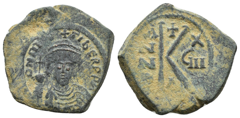 Maurice Tiberius. A.D. 582-602. AE half follis (23mm, 6 g). Constantinople mint,...