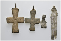 Mixed lot 4 pieces SOLD AS SEEN NO RETURNS.