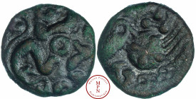 Ambiens (Région d'Amiens), Bronze au triskèle et au canard, 60-40 avant J.-C., Av. Triskèle avec en son centre un annelet, Rv. Oiseau ou canard stylis...