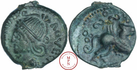 Meldes (Région de Meaux), Bronze ROVECA ARCANTODAN, classe Ia, 60-40 avant J.-C., Av. ROVECA ARCANTODAN, Tête casquée à gauche, les cheveux enroulés e...