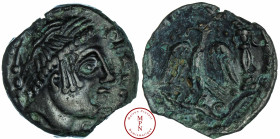 Carnutes (Région de la Beauce), Bronze PIXTILOS, classe VIII à l'oiseau dans le temple, 40-30 avant J.- C., Av. PIXTILOS, Tête à droite, les cheveux d...