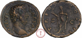 Aelius Caesar (136-138), As, Rome, Av. AELIVS CAESAR, Tête nue à droite, Rv. TR POT COS II, Spes avançant à gauche, tenant une fleur et soulevant sa r...