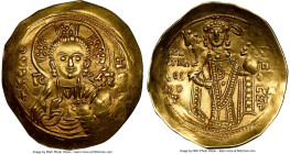Manuel I Comnenus (AD 1143-1180). AV hyperpyron (26mm, 3.31 gm, 5h). NGC Choice AU 4/5 - 3/5, light graffito. Constantinople, AD 1143-1152. +KERO-HΘEI...