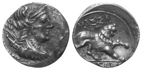 Gallien. Massalia.

 Drachme (Silber). Ca. 130 - 121 v. Chr.
Vs: Kopf des Artemis mit geschultertem Köcher und Bogen rechts.
Rs: Löwe nach rechts ...