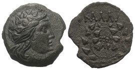 Moesia Inferior. Kallatis.

 Bronze. 3. - 2. Jhdt. v. Chr.
Vs: Kopf des Dionysos mit Efeukranz rechts.
Rs: Efeukranz, darin Magistratsname.

22 ...