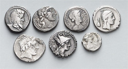 RÖMISCHE REPUBLIK. 
Silbermünzen. 8 Stücke: Quinar Q. Titi Cr.341/3, Denare: Q.Titi Cr.341/1, Vibius Pansa Cr.342/5, C.Gagonius, Ogulnius, Vergilius ...