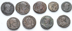 RÖMISCHES KAISERREICH. 
Allgemein: Spätrömische Bronzemünzen. 43 Kleinbronzen (15-20mm) Licinius I. (3), Constantin I. (9 Stück 12-24mm), Divus Const...