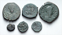 BYZANZ. 
ALLGEMEIN. 22 Bronzeprägungen 12-32mm: 6. - 10. Jahrhundert, u.a. Justinus, Focas. . 

braune, grüne Patina meist s