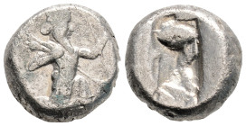 Greek
ACHAEMENID EMPIRE, Time of Darios I to Xerxes II (Circa 485-420 BC)
AR Siglos (10.1mm, 4.8g)
Obv: Persian king in kneeling-running stance right,...
