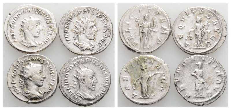 4 pieces as seen.