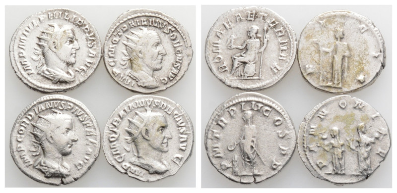 4 pieces as seen.