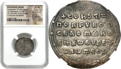 Collection of Ancient coins
Byzantium. Constantin VII, Roman I Cristopher (920-944), Miliaresion, Constantinople NGC Ch VF 

Patyna.Sear 1754; Doc....