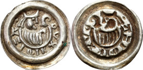 COLLECTION Medieval coins
Leszek Biały (1202-1227). Brakteat, biskup z pastorałem – RARE 

Aw.: Półpostać biskupa z pastorałem w wyciągniętej prawe...